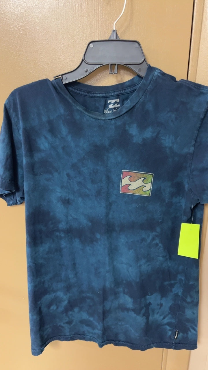 Wave Rebel T-Shirt MENS MEDIUM
