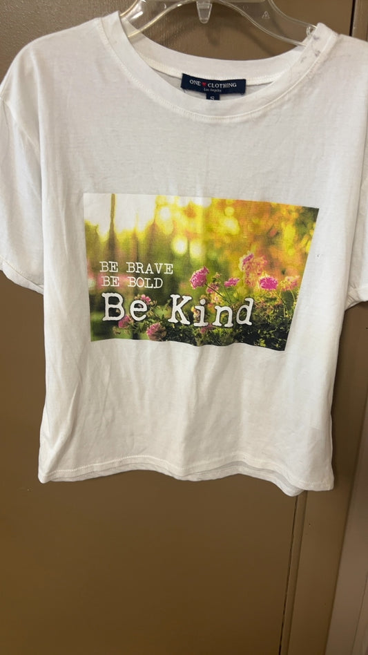 ONE Clothing T-Shirt Small