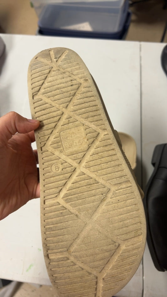 Sandals 9