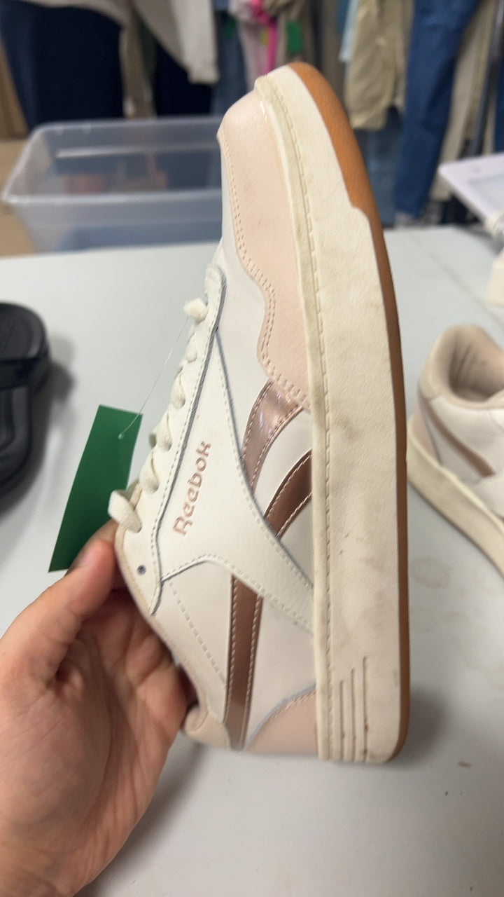 Reebok Sneakers 8