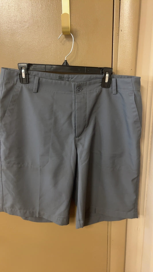 Nike Golf Shorts Mens 34