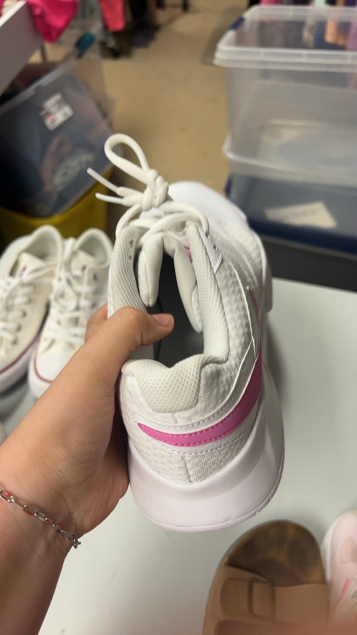 Nike Sneakers 9.5