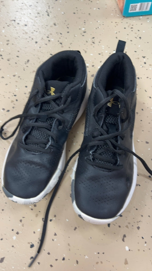 Under Armour Sneakers Youth 5.5 Black