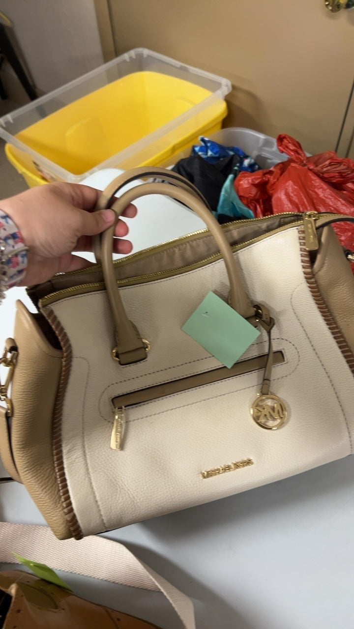 Michael Kors Bag Beige