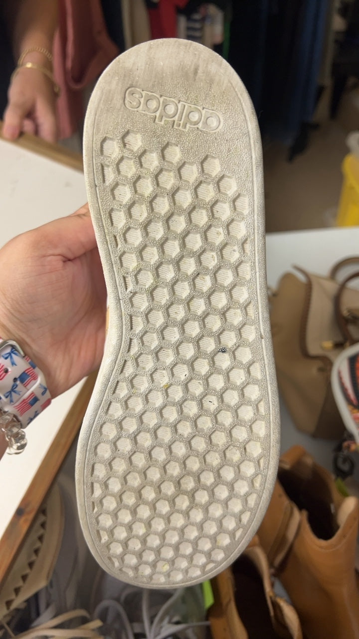 Adidas Sneakers 5.5 White