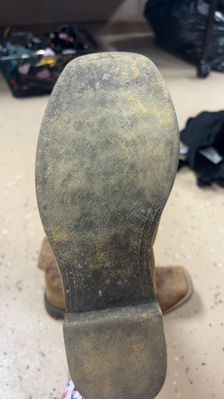 Boots 6.5 Brown