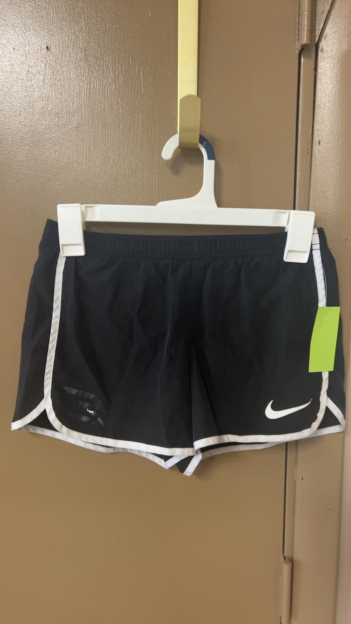 Nike Shorts YOUTH Medium Black