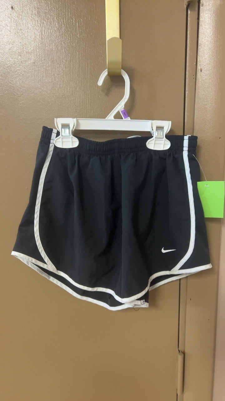 Nike Shorts YOUTH Large Black