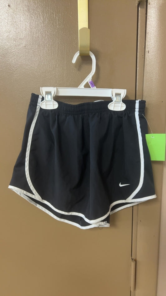 Nike Shorts YOUTH Large Black