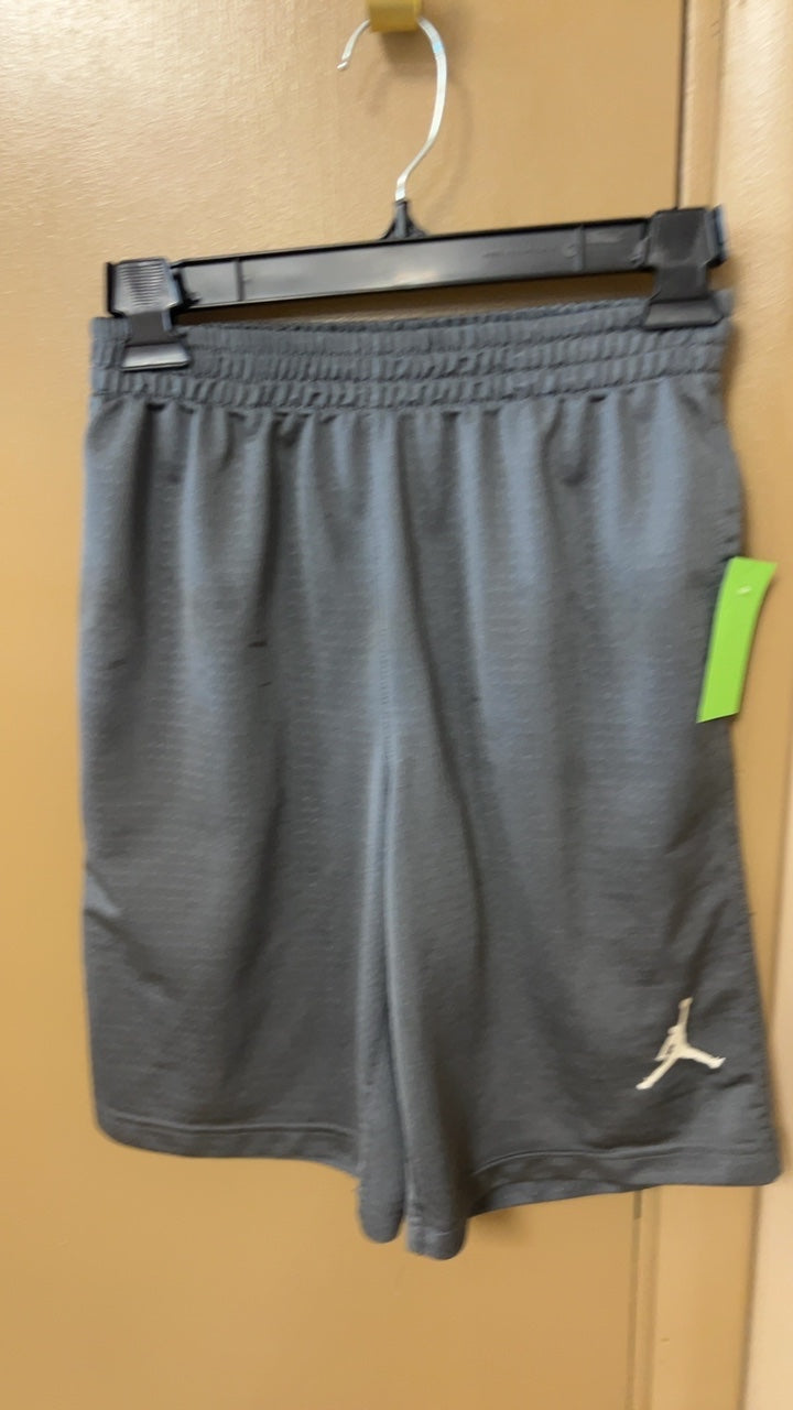 Nike Shorts YOUTH Large Gray