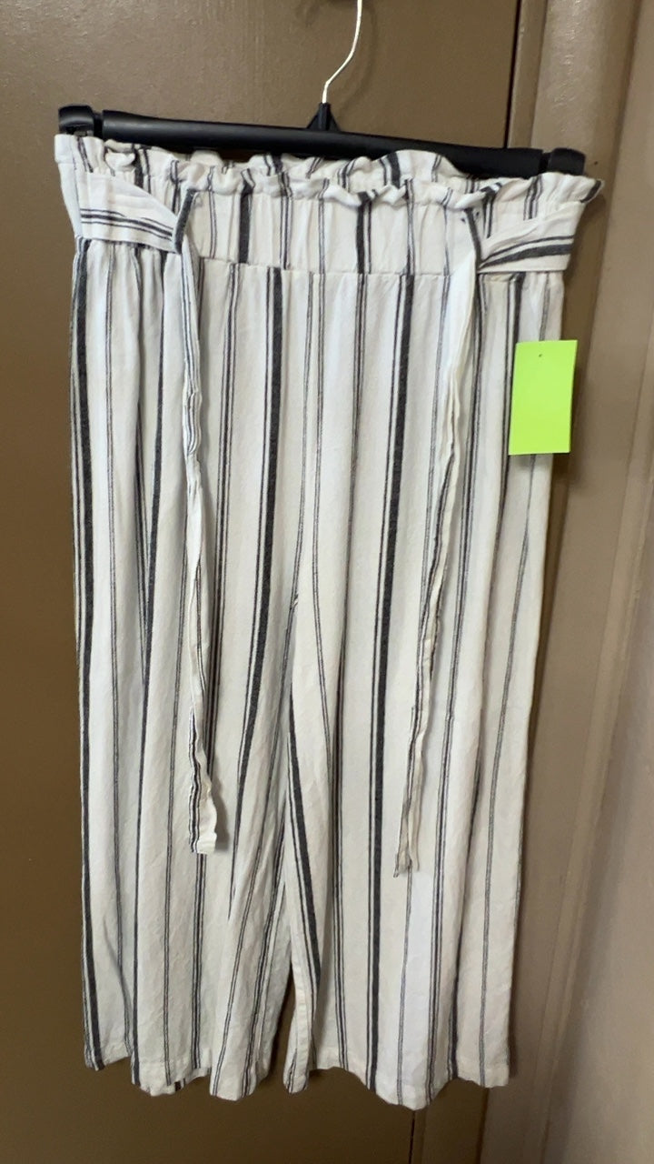 Pants Small gray vertical stripes
