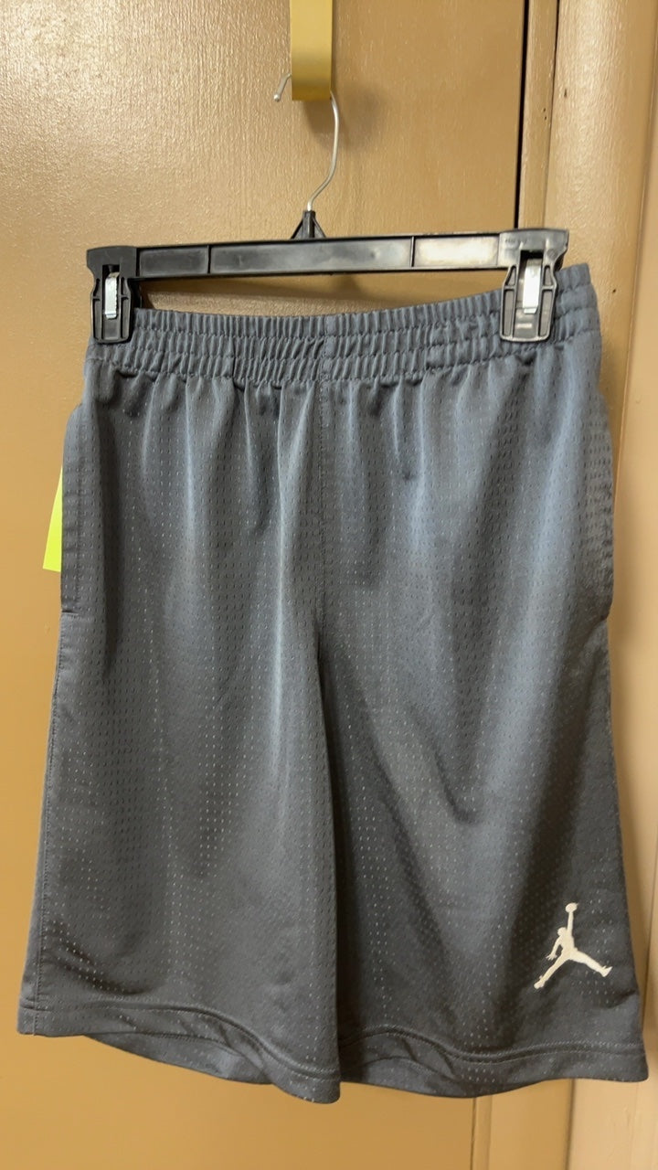 Jordan Sports Shorts YOUTH Large Gray