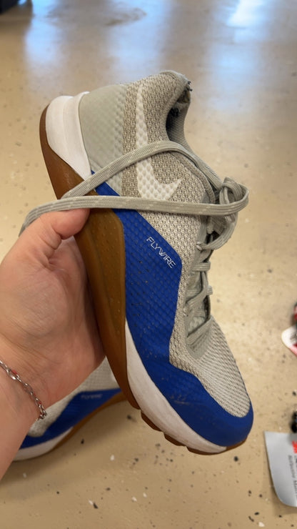 Nike Sneakers Mens 8.5 Beige and Blue
