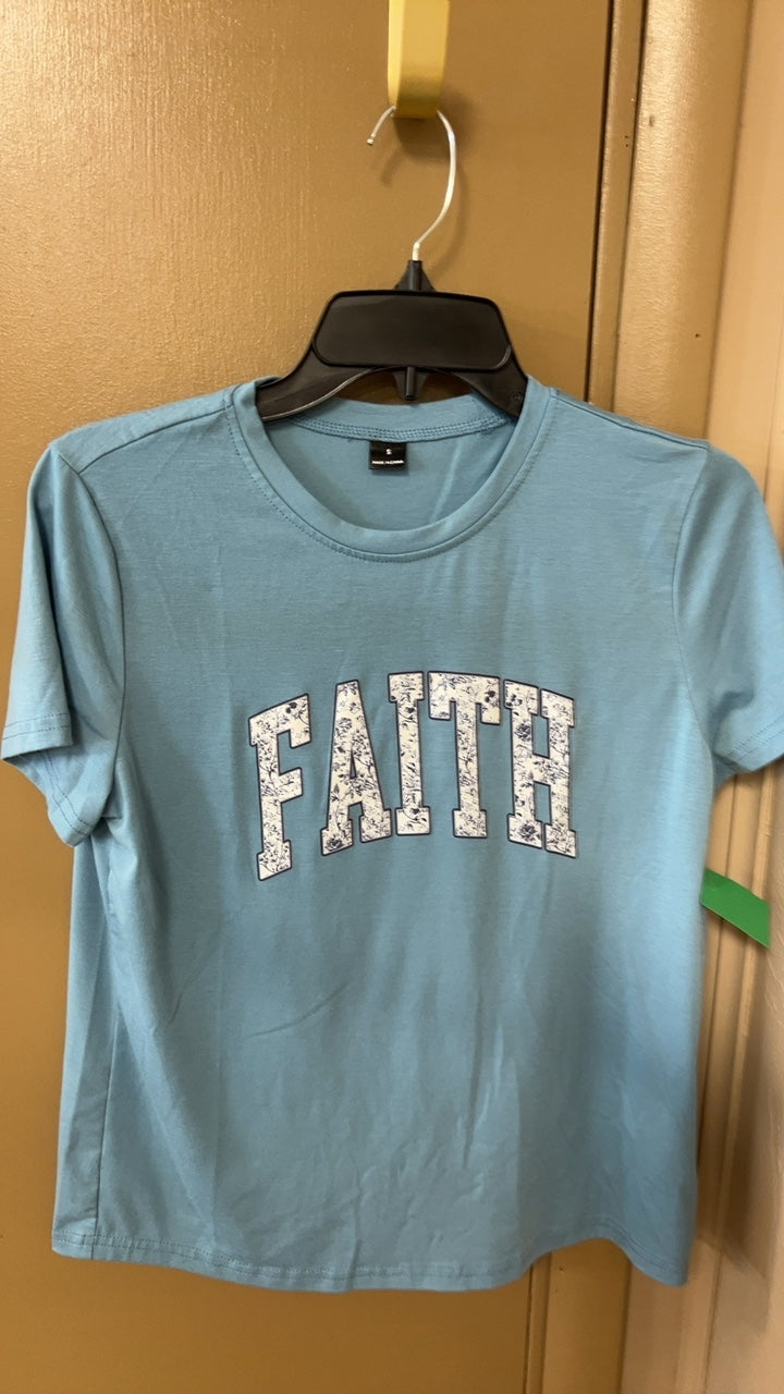  T-Shirt Small Light Blue
