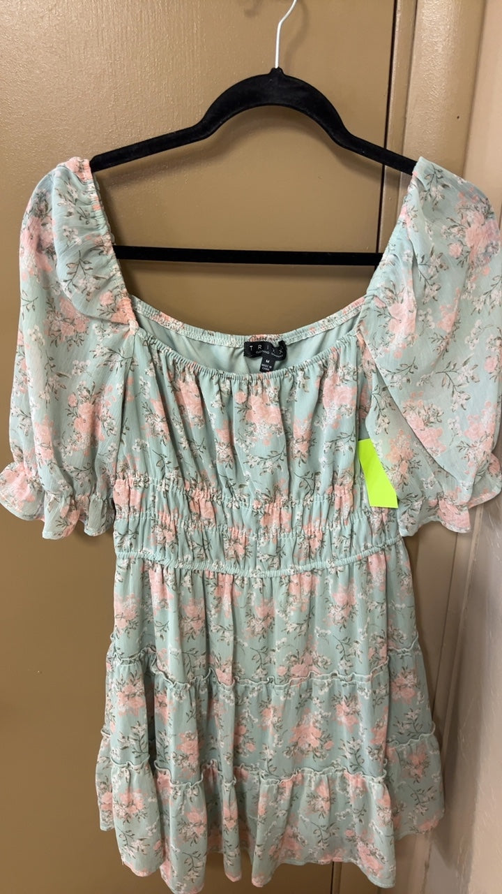 TR Dress Medium Mint green pink floral pattern