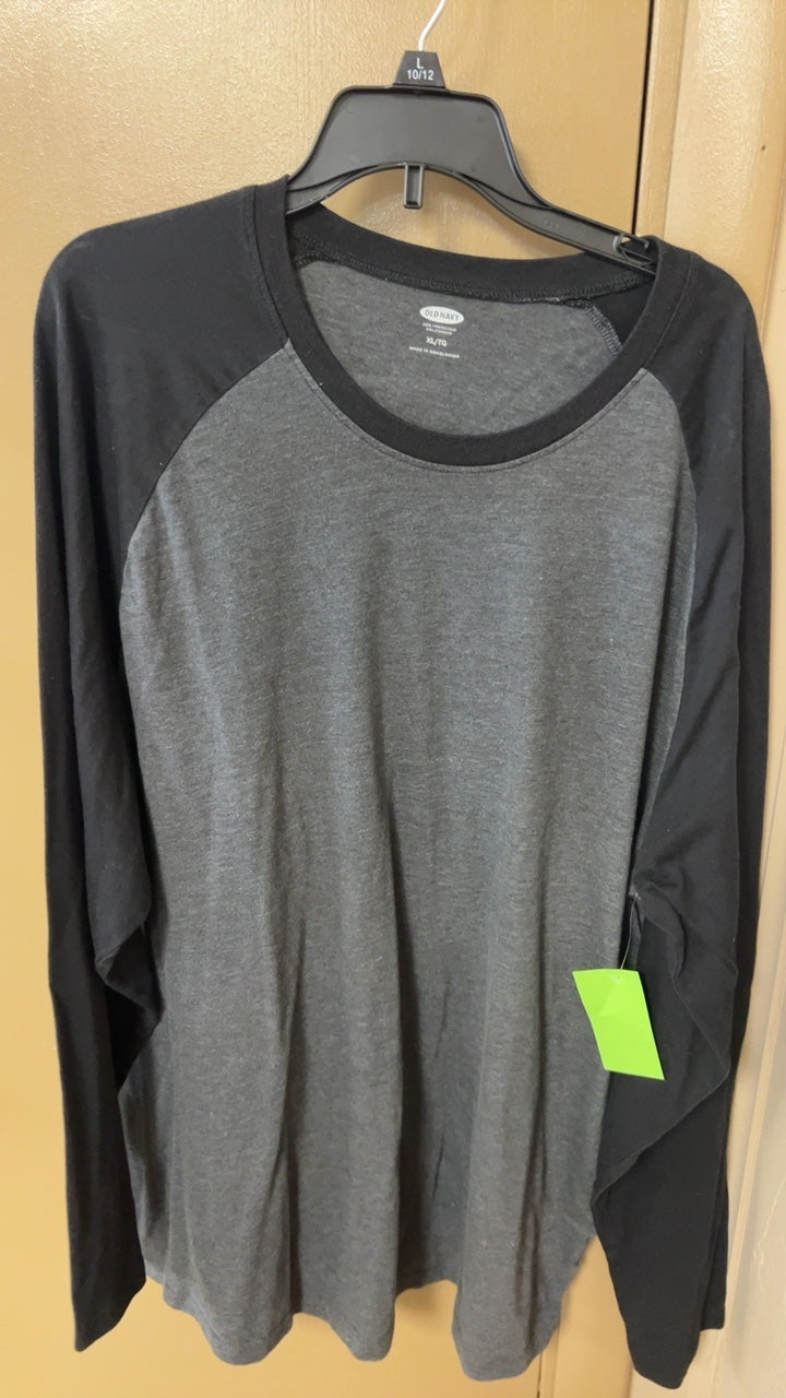 Old Navy Sweatshirt MENS XL Gray and black