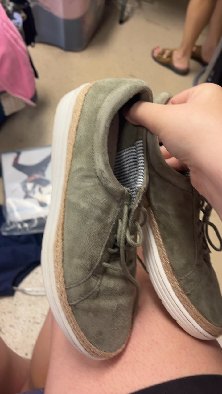 Clarks Sneakers 8 Olive green
