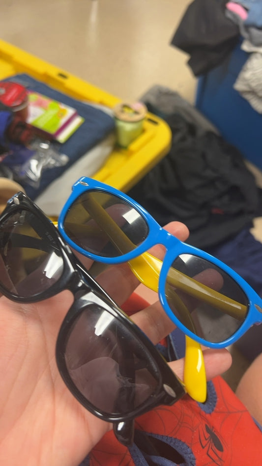 Sunglasses Black and Blue (2)