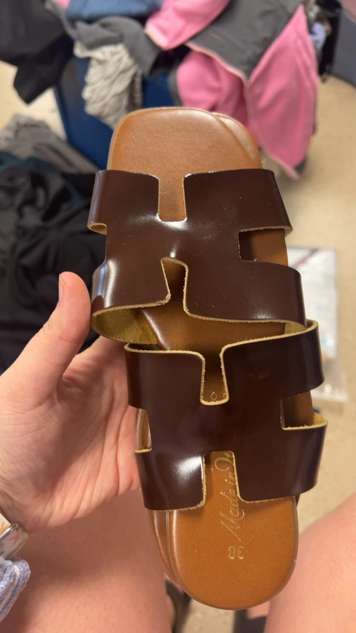 Sandals 7 Brown and Dark Brown
