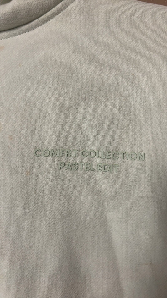 Comfrt 2 piece set Mint Greensome spots