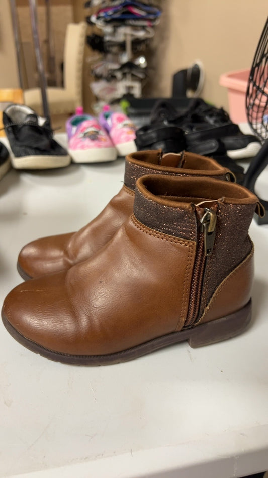 Boots Youth 9.5 Brown