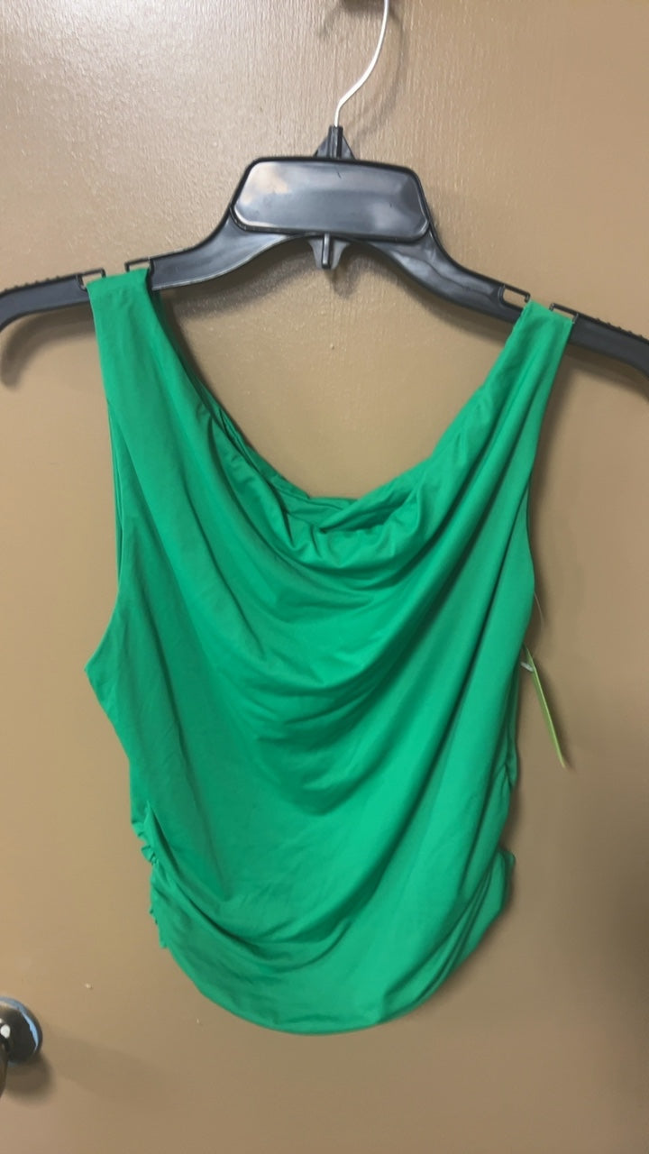 Top Medium Green