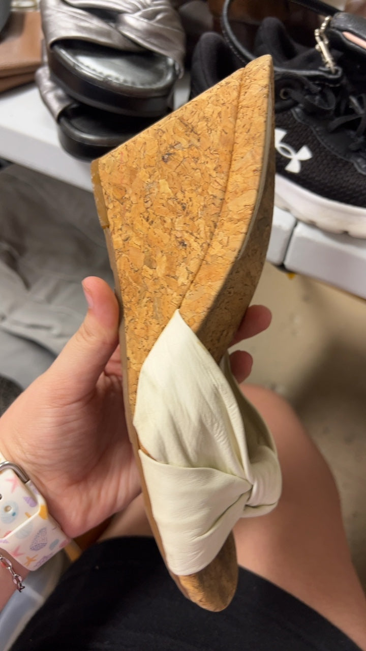 Gianni Bini Sandals 8.5 Beige