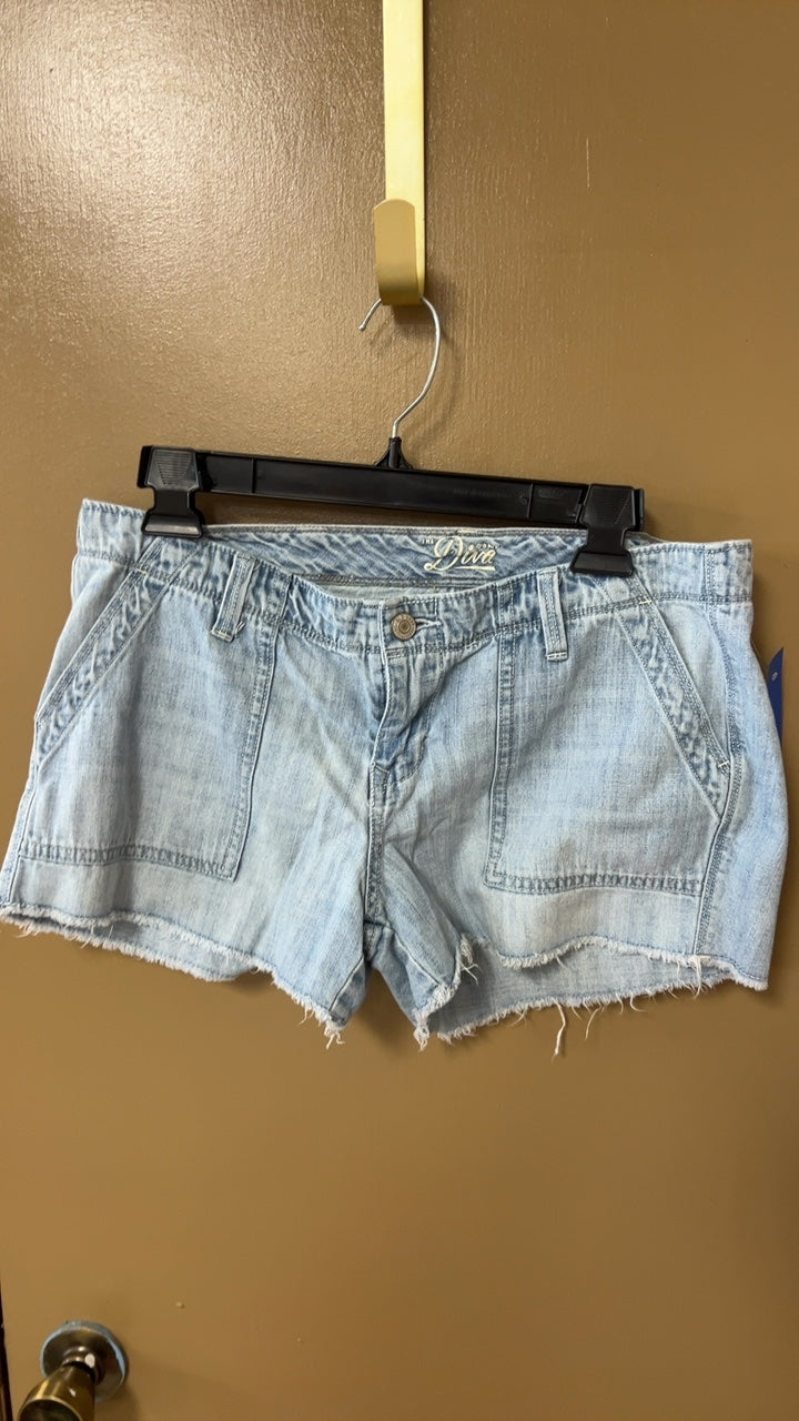 Diva Shorts 10 Light blue