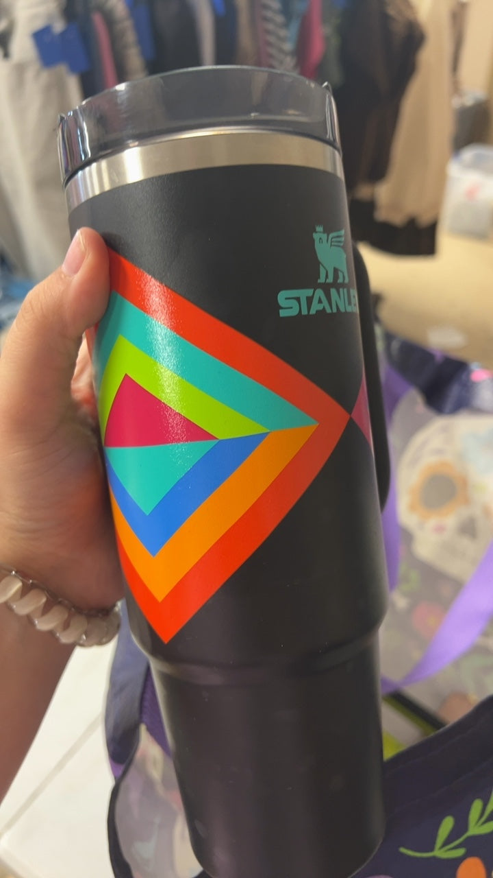 Stanley Travel Mug Black with multicolor geometric pattern