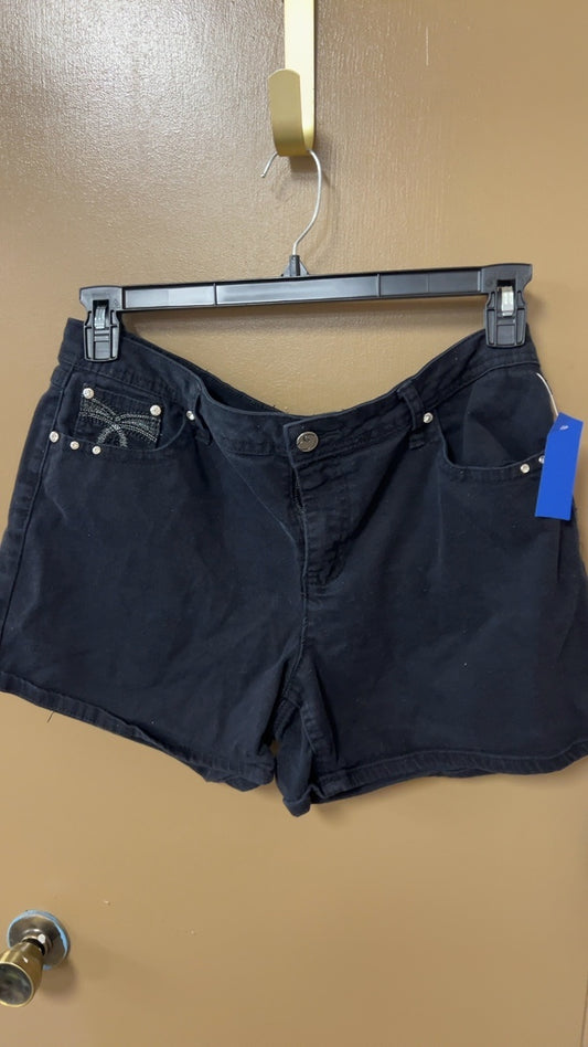 Shorts 16 Black