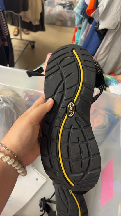 Chaco Sandals 10 Black with white details