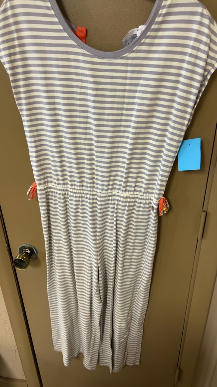 Dress Youth 16 Gray and white striped