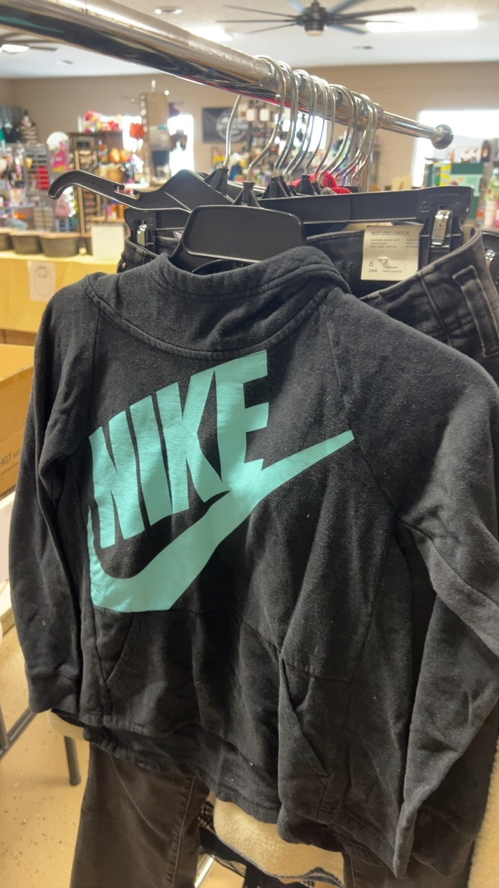 Nike Sweatshirt Medium Black