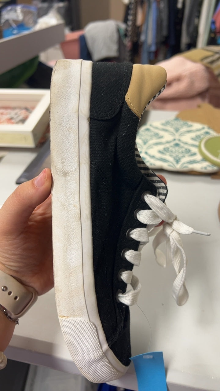 Sneakers 8 Black and beige
