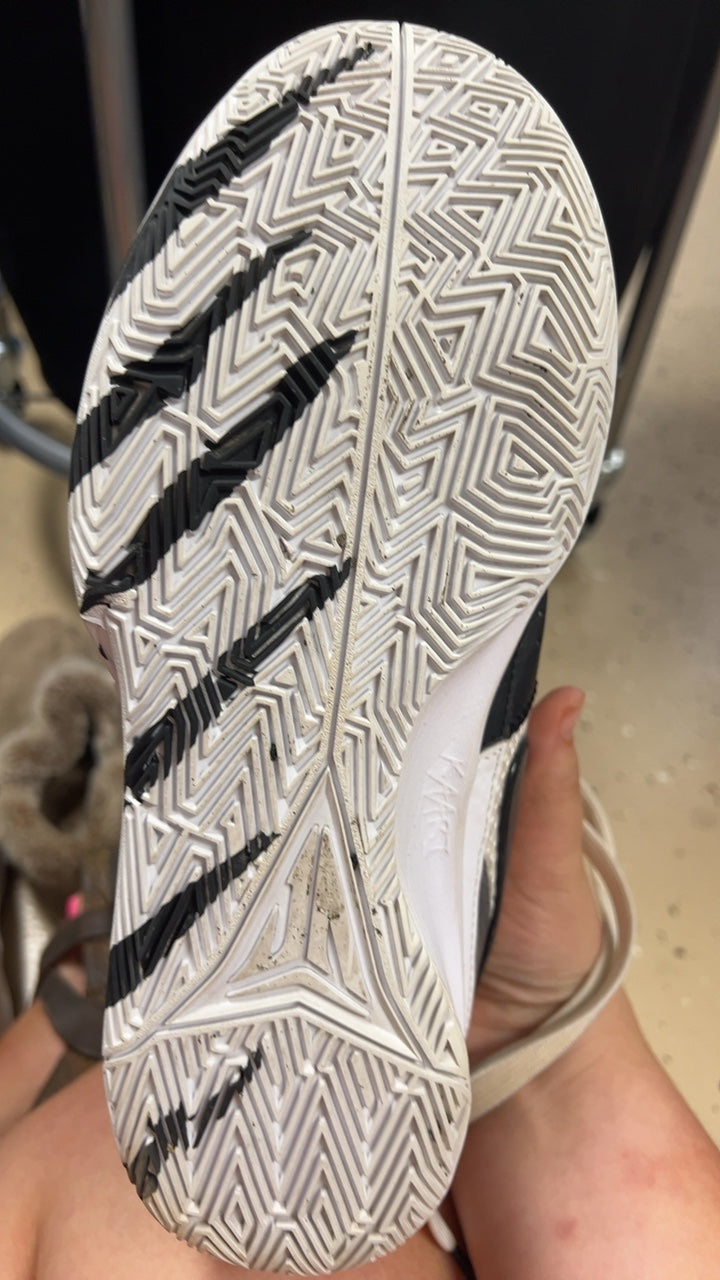 Nike Sneakers 8.5 Beige, Black worn