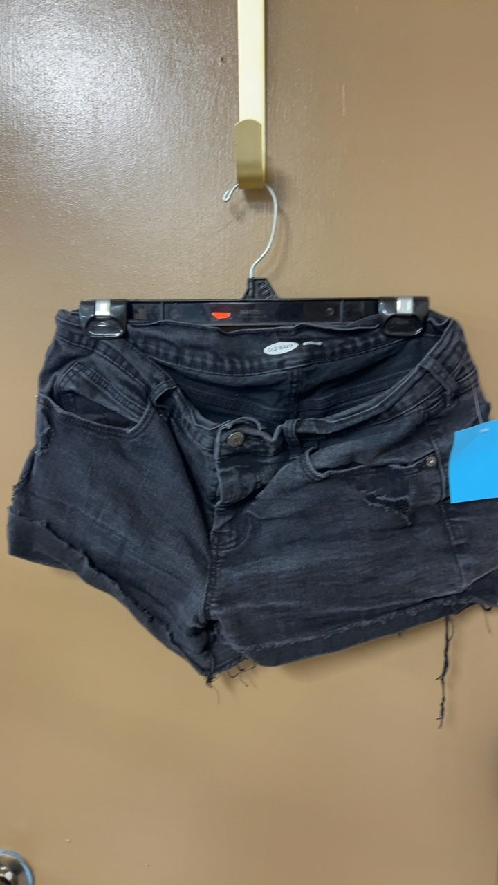 Old Navy Shorts 6 Black