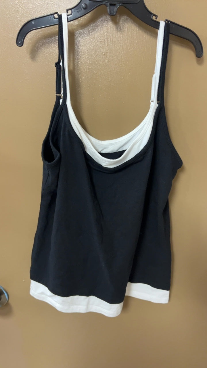 American Eagle Top Large Black and white