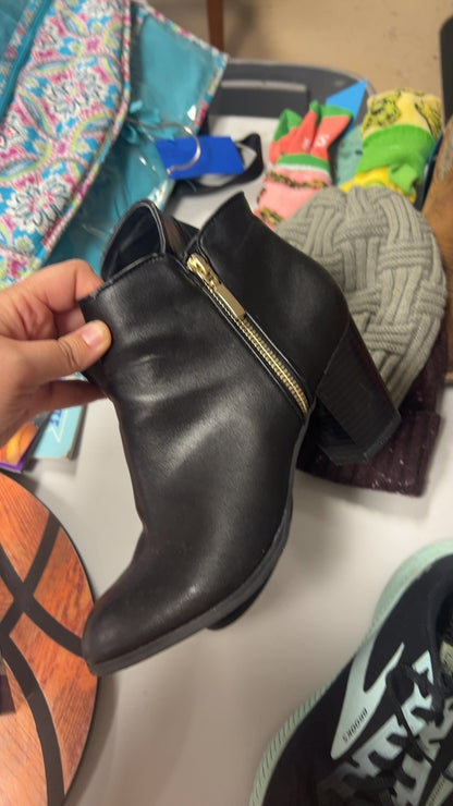 Boots 8 Black