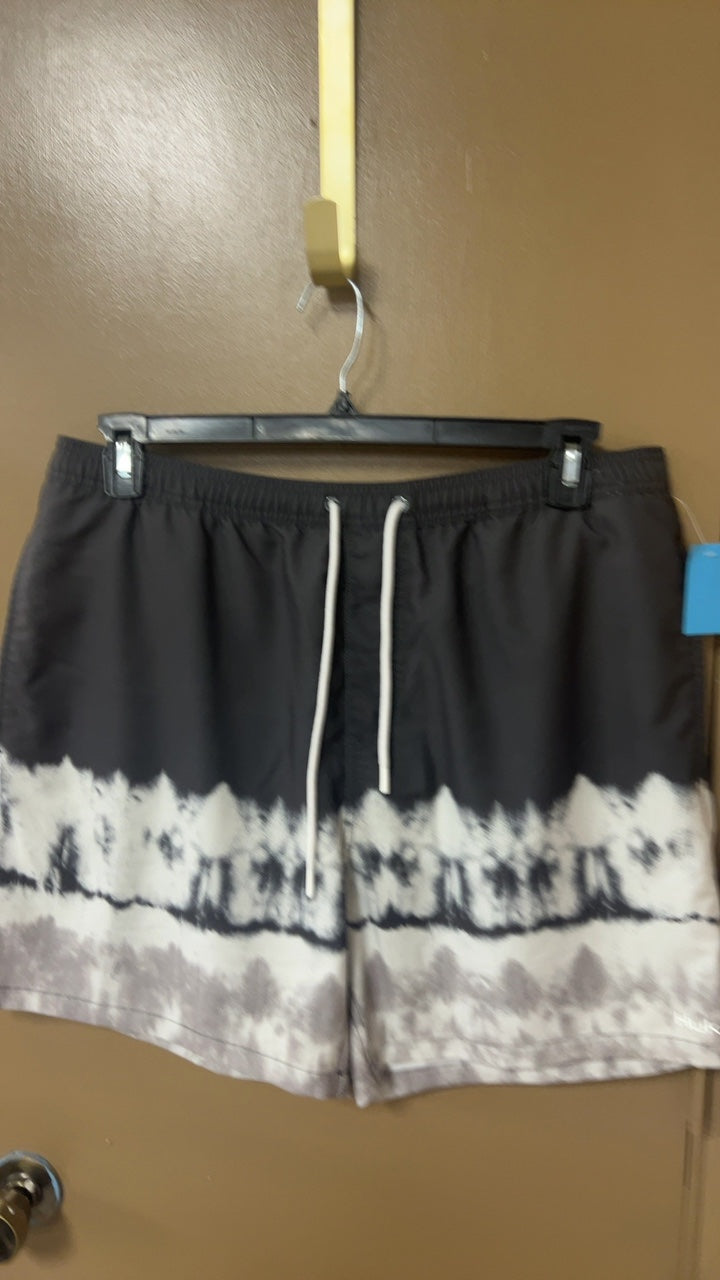 Shorts XL Black and White
