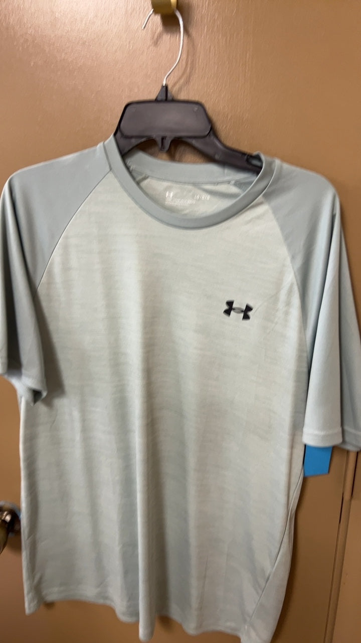 Under Armour Shirt MENS Large Light gray