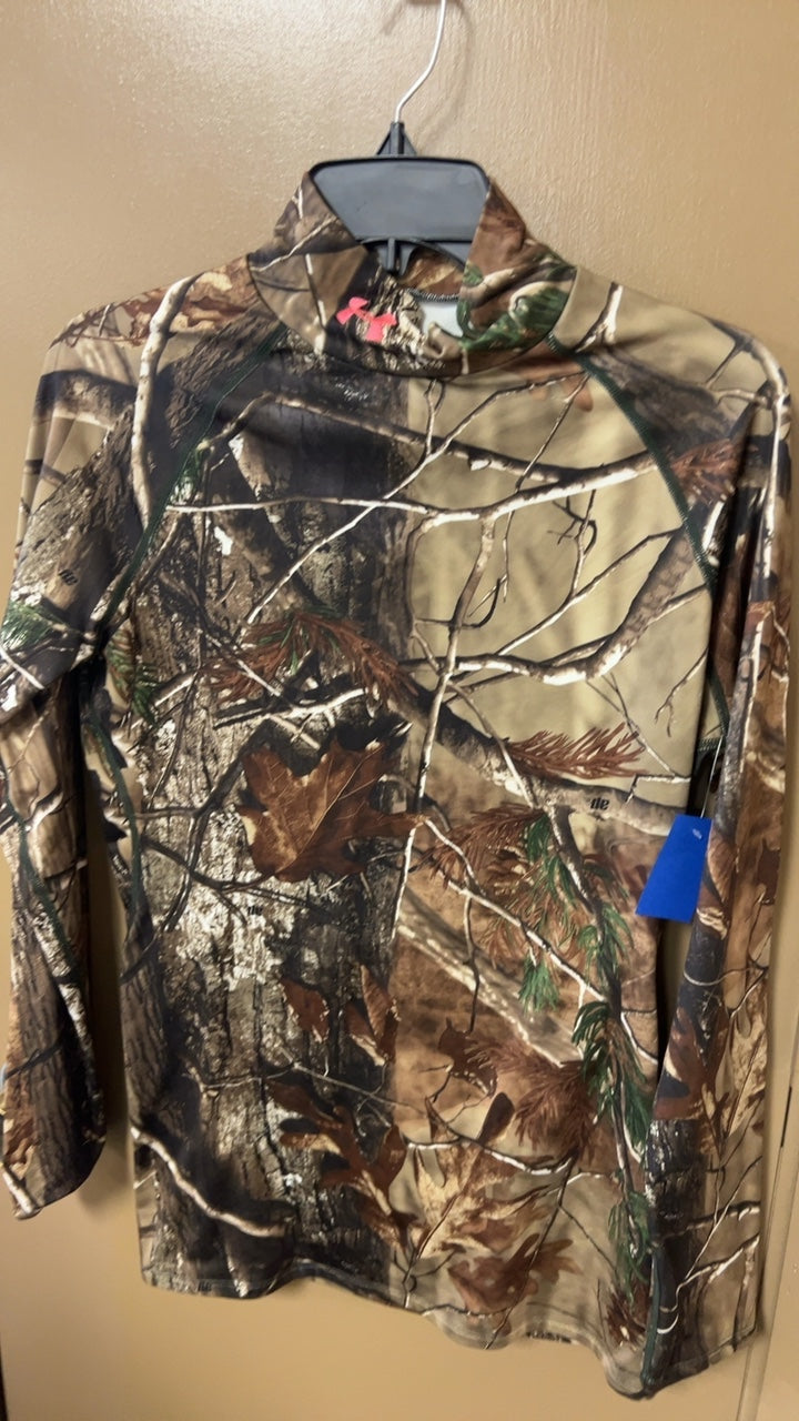 Under Armour Shirt XL Multicolored (Camouflage Pattern)