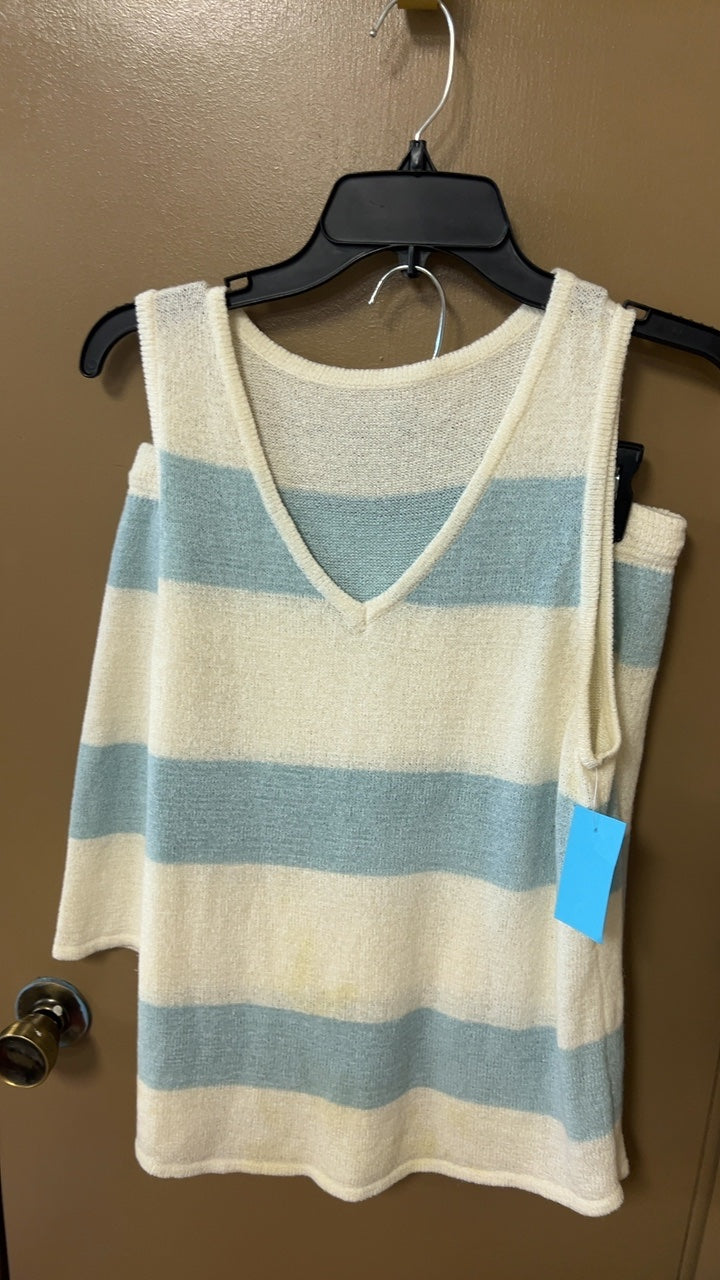 2 piece set Large Cream and light blue
