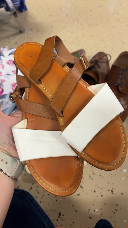 Sandals 7.5 Tan and white