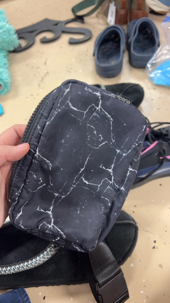 Bag Black with white marble pattern