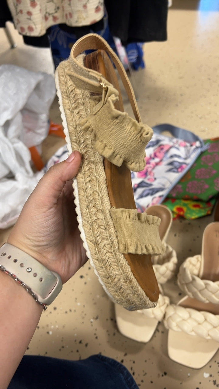Sandals 8 Beige