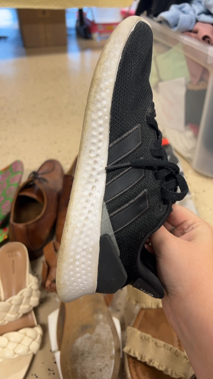 Adidas Sneakers 6.5 Black