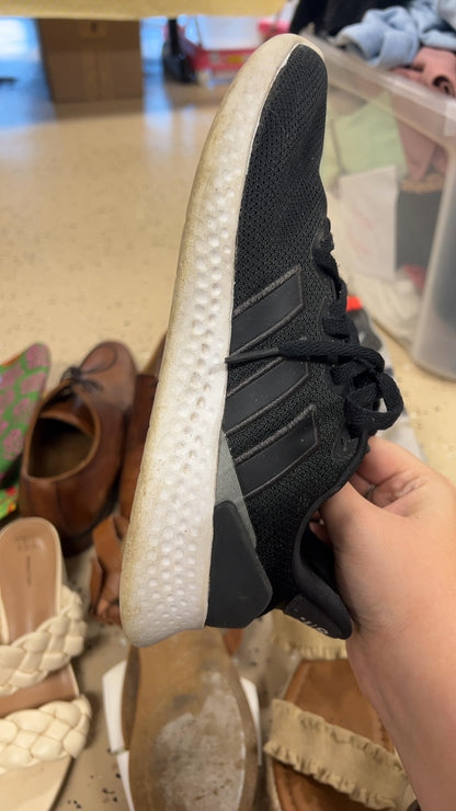 Adidas Sneakers 6.5 Black
