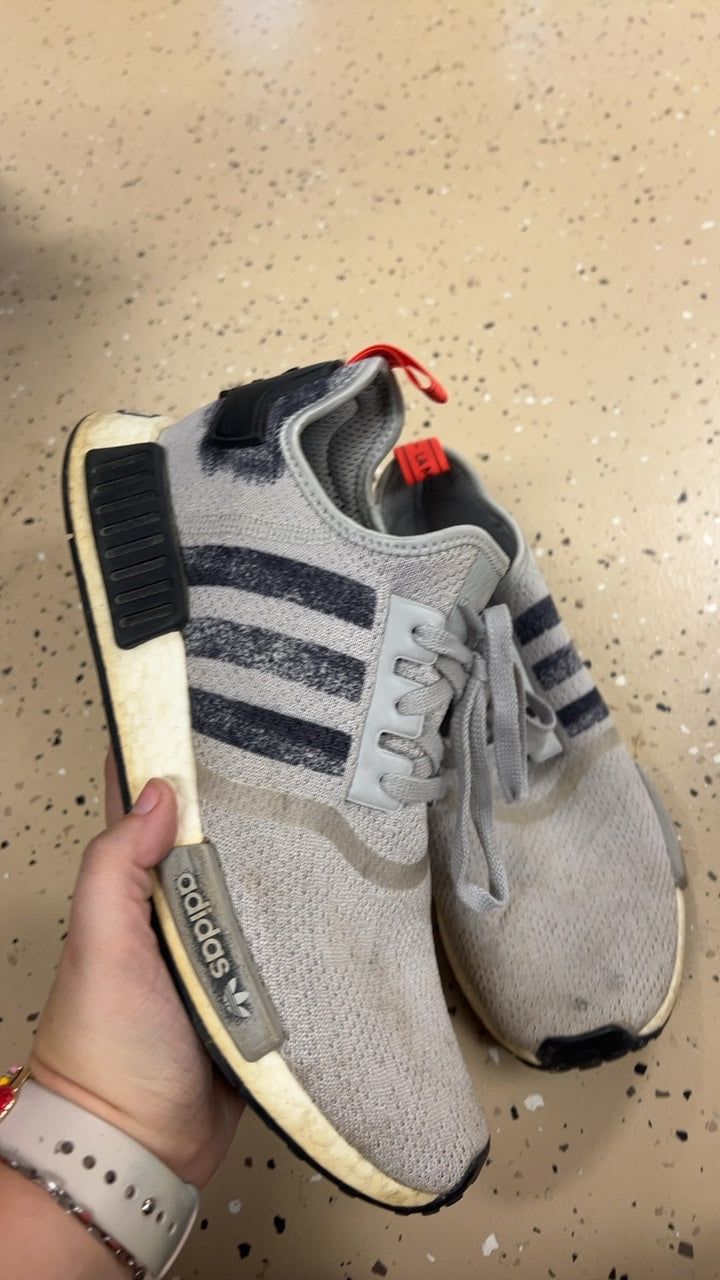 Adidas Sneakers Mens 11 Gray and Black