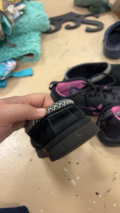 UGG Slippers 7 Black