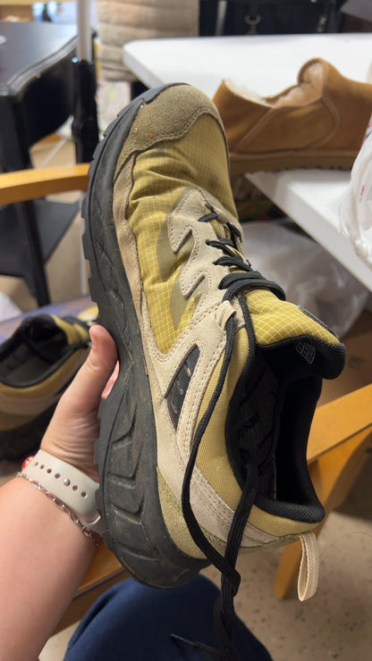 KEEN Sneakers 10.5 Yellow and beige